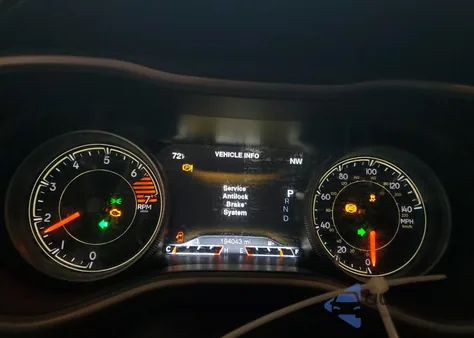 2016 Jeep Cherokee Limited z USA, uszkodzony, nr VIN 1C4PJMDB1GW162046